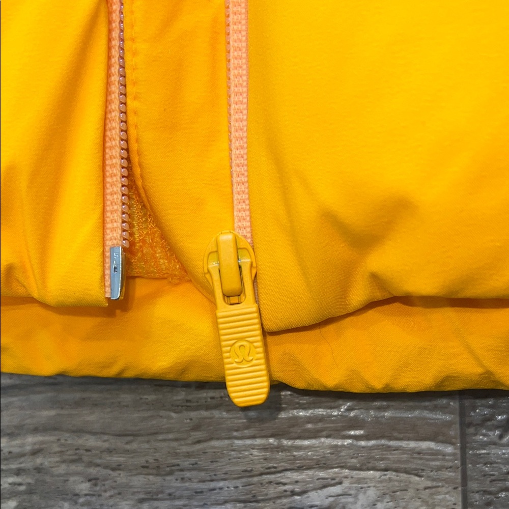 Lululemon Slush Hour Hooded jacket - Picture 5 of 10